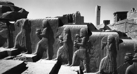 lucien hervé_persepolis, iran, 1962