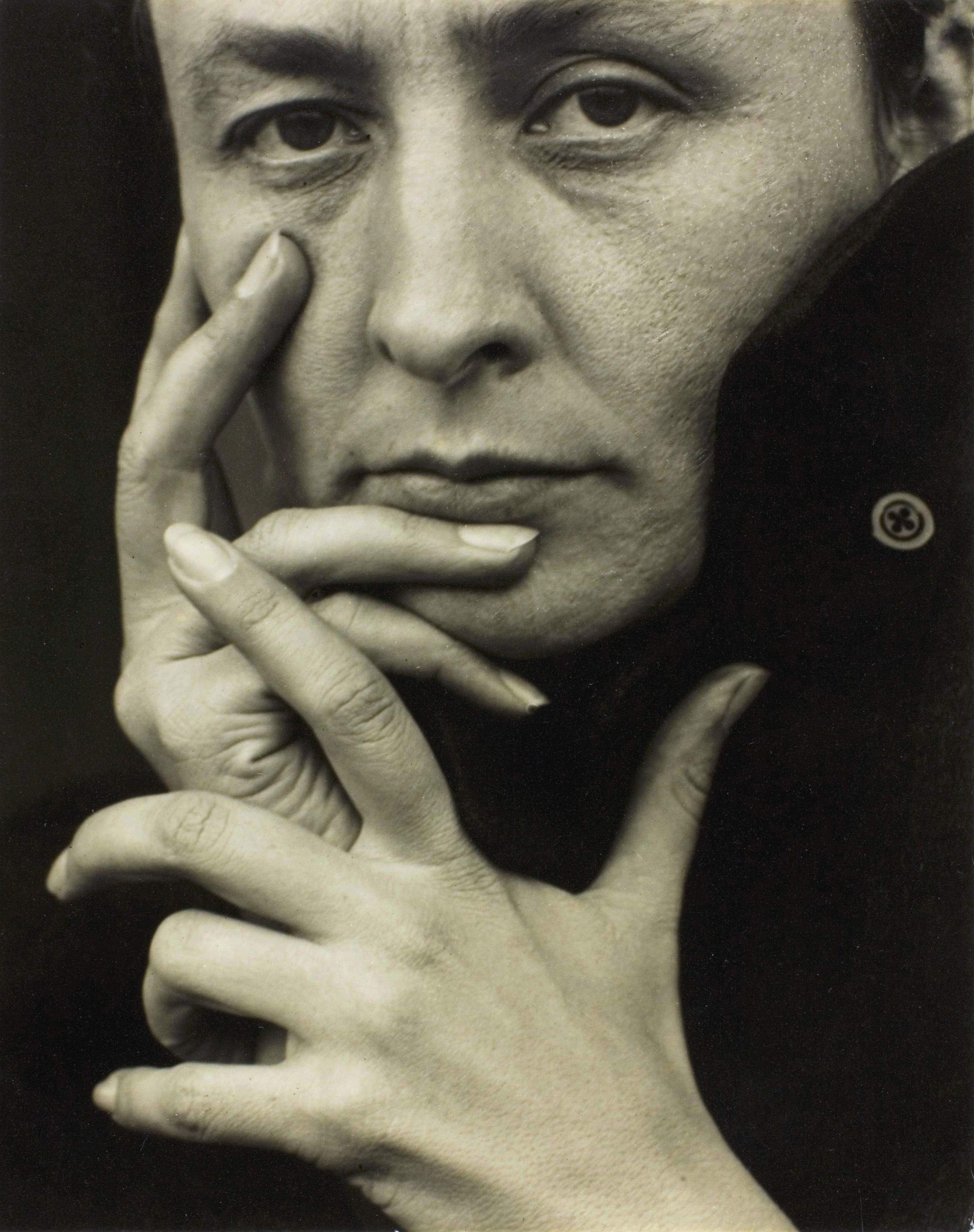 alfred stieglitz_georgia o'keeffe_hands