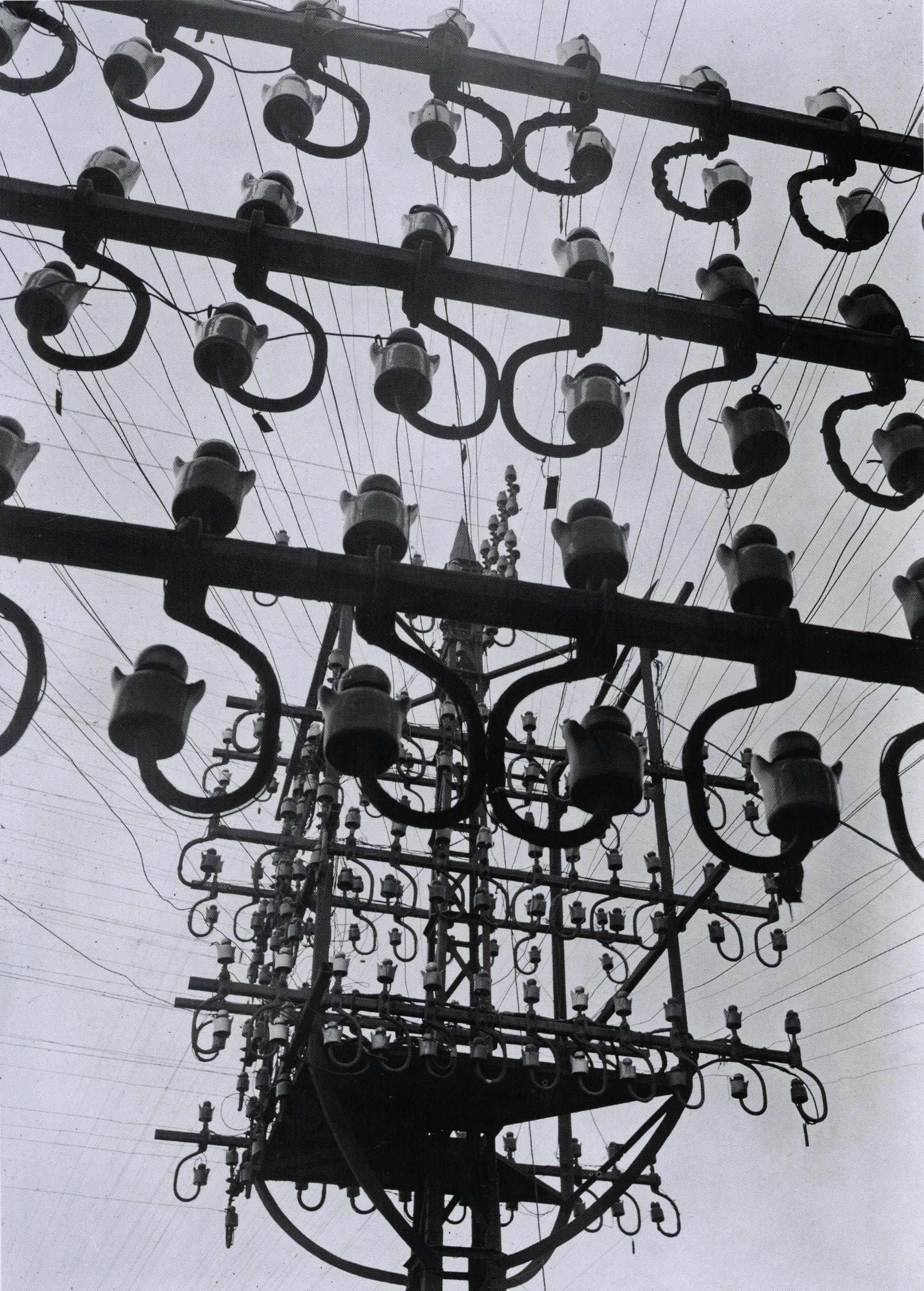 kollar_le rail, fils et isolateurs, ch. de fer de l'état, versailles, yvelines, 1931-34_p106_R